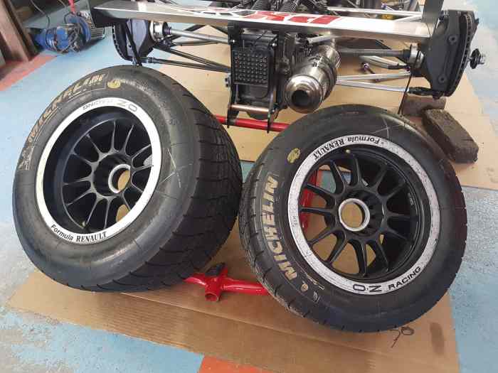 Pneus Michelin Pluie Pi Ces Et Voitures De Course Vendre De Rallye