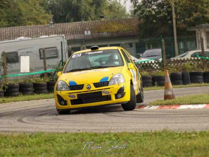 Clio ragnotti n3 192 ch pièces et voitures de course à vendre de