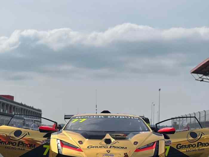 Lamborghini super Trofeo evo2 0