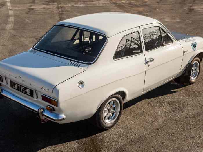 Ford Escort groupe 1 VHC 1