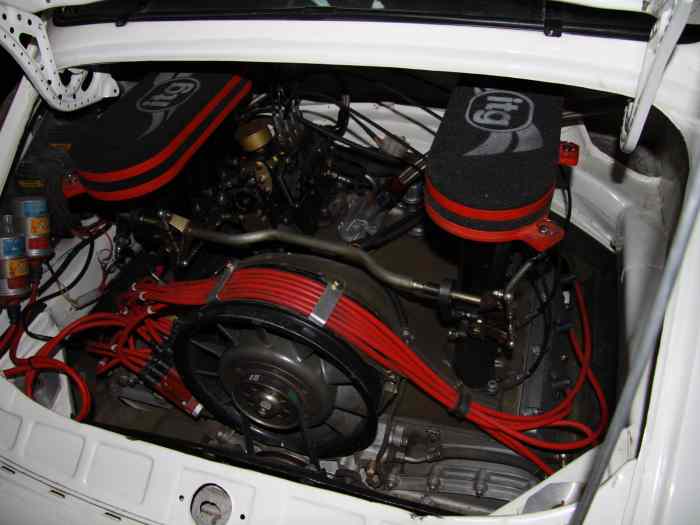 PORSCHE 911 GRUPO IV FIA 1