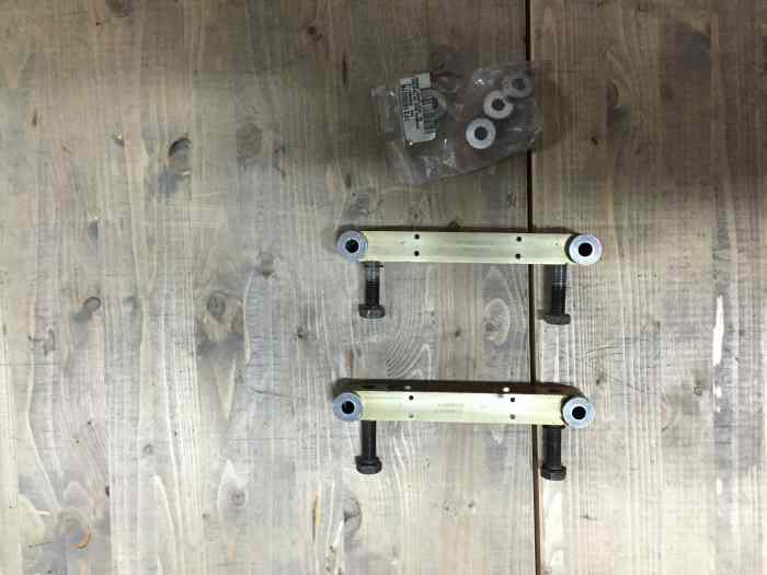 Lot pièces étrier AVANT Terre DS3 - Pack of parts front brake calliper (Gravel) DS3