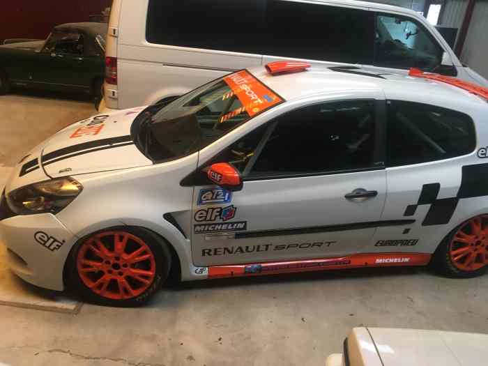 clio 3 cup