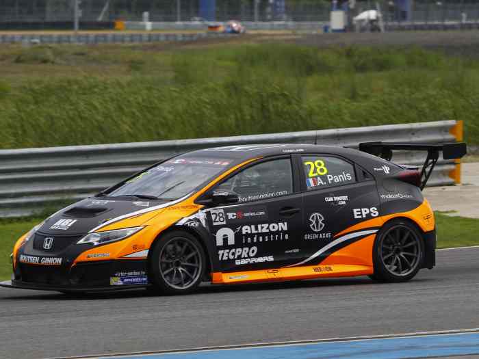 Honda Civic FK2 TCR for sale ! Ready to race ! 3