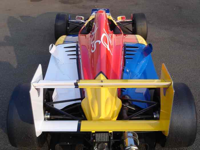Formule Renault 2.0 2008 palettes au volant 2