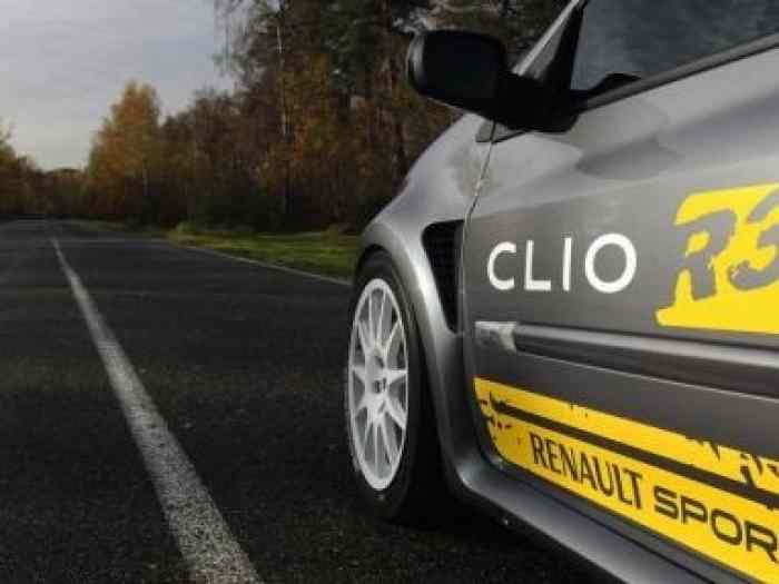 Clio R3 Max 250 - Moteur Swindon/Cupissol