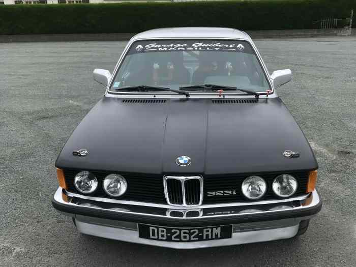 BMW 323 I 2