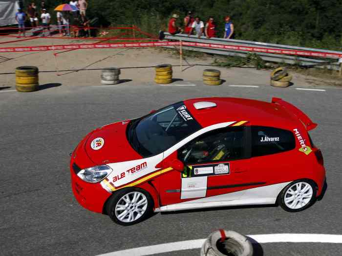 Clio Cup 3 1