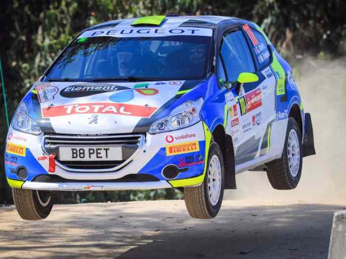Peugeot 208 R2 for sale - New Engine 4