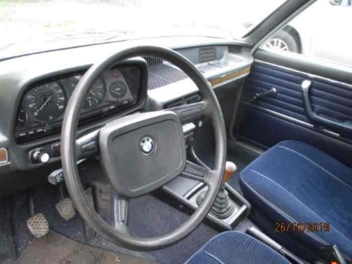 BMW 520 E12 1976 COLLECTION VHC 5