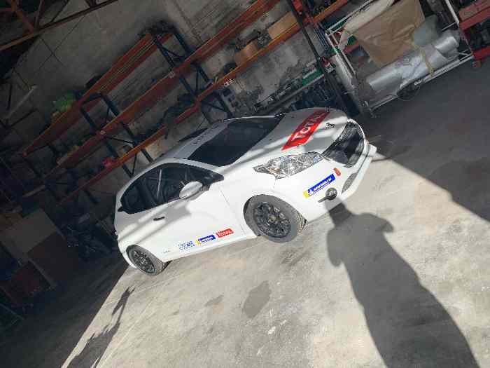 208 racing cup prête a rouler 2