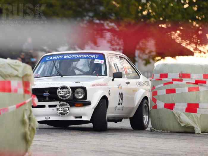 Ford escort groupe 4 0