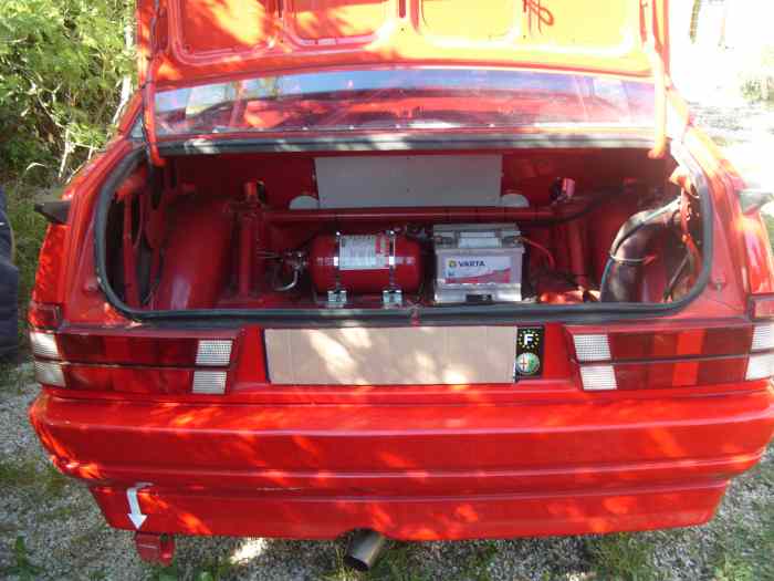 trop tard vendu . Alfa Roméo 75 turbo groupe A1 ( dit imsa ) VHC 4