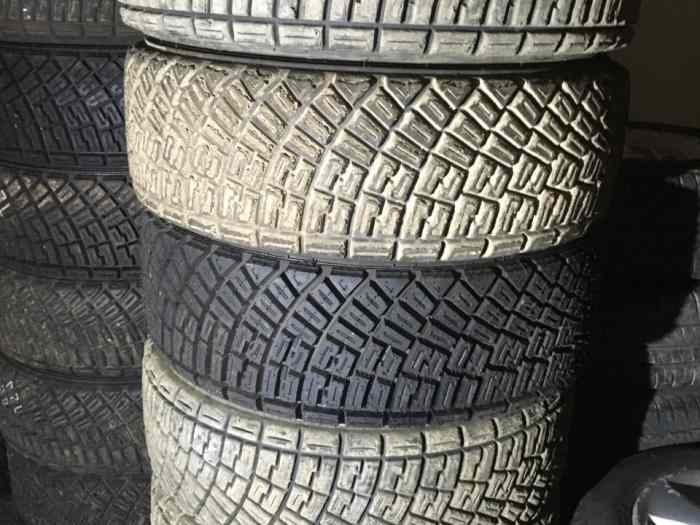 Pneus Michelin Terre 205/65 R15 2