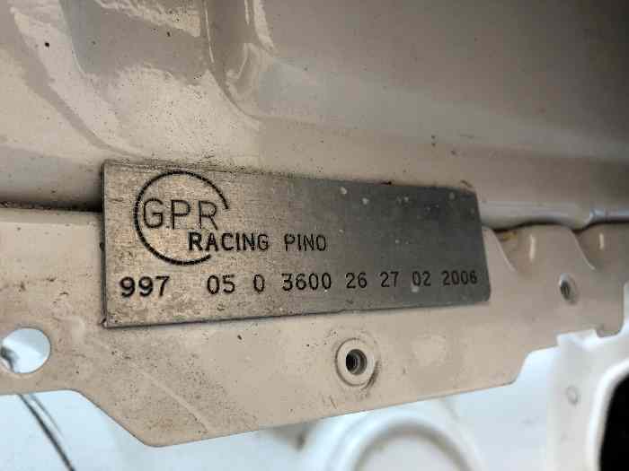 Caisse étroite de Porsche 997 arceautée 4