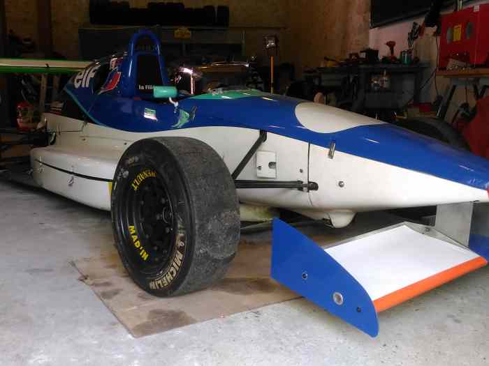 Formule Renault MARTINI MK76 4
