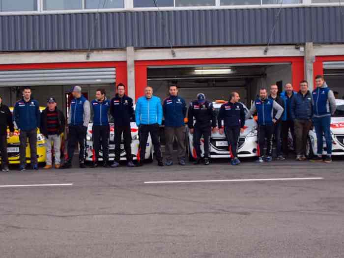 DÉCOUVREZ LA 208 RACING CUP 2