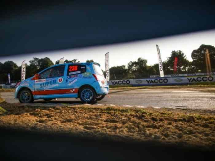 Twingo R1 Rallye/Rallycross 3