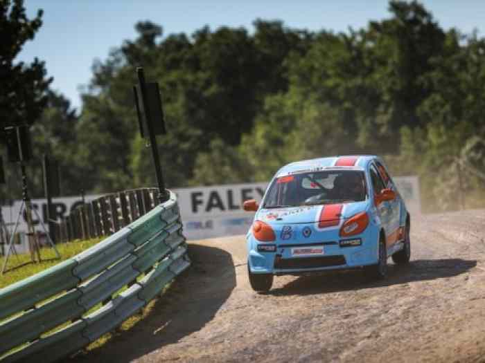 Twingo R1 Rallye/Rallycross 4