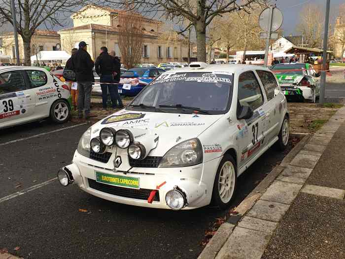 RENAULT CLIO 2 RS A7 5