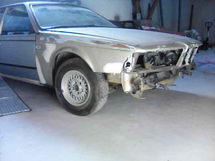 BMW 635 CSI A TERMINER PROJET RESTAURATION ET VHC GR1 OU GR2 1