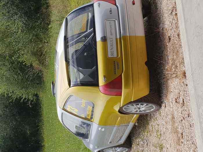 Clio f2000+remorque 2
