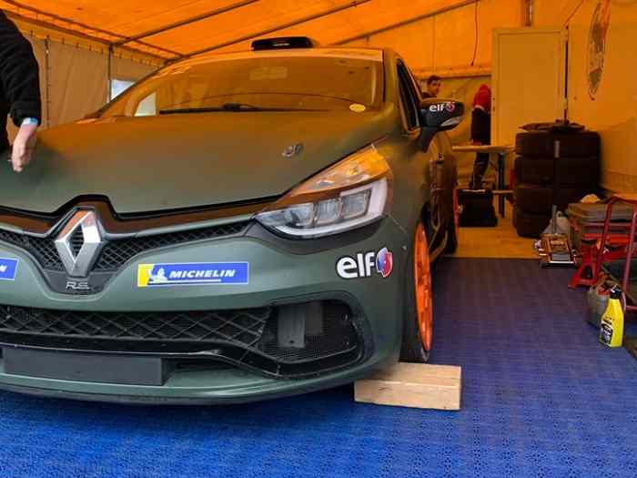 Clio 4 Cup x98 2017 3