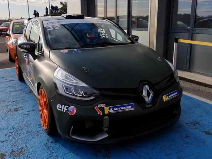 Clio 4 Cup x98 2017 0