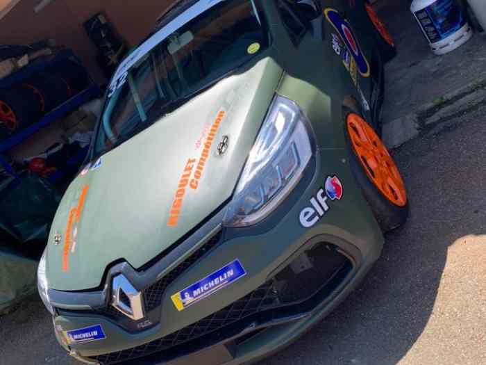 Clio 4 Cup x98 2017 1