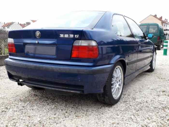 BMW compact 323 ti 2