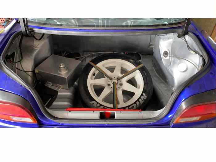 NAUDON RALLYE SERVICES Vend Subaru Impreza WRX 2