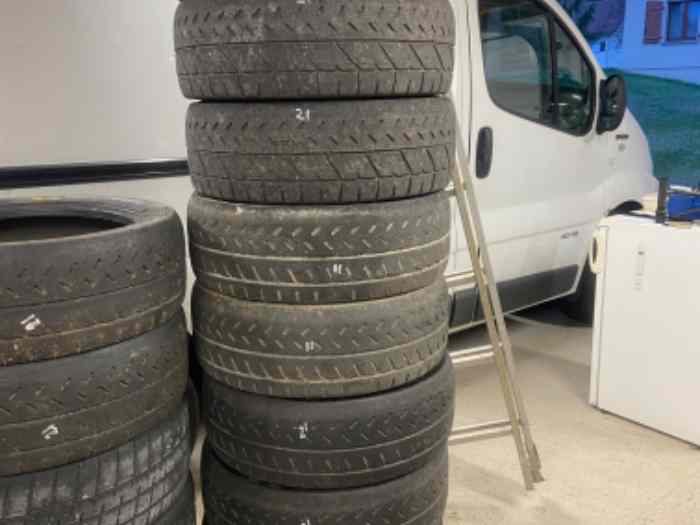 Pneu michelin 19 60 16 gomme MW1 ,R 31 , R21 , R11 , TA 0 4