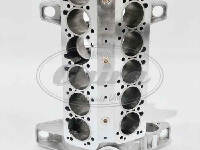 Ferrari 275 GTB/C (Competizione) Engine Block Broken - Used - 1966 3