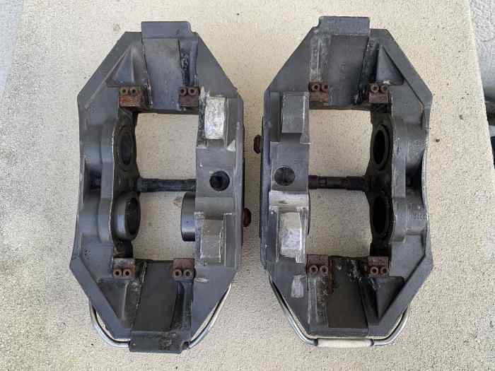 2 étriers AP RACING CP3307 4 PISTONS 3