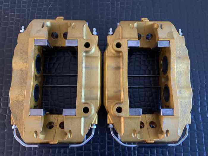 2 ETRIERS BREMBO 4 PISTONS REVISE 3