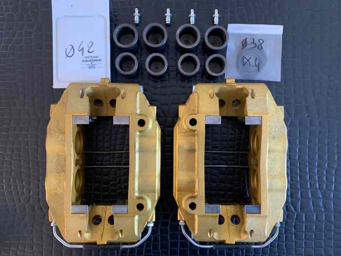 2 ETRIERS BREMBO 4 PISTONS REVISE 4