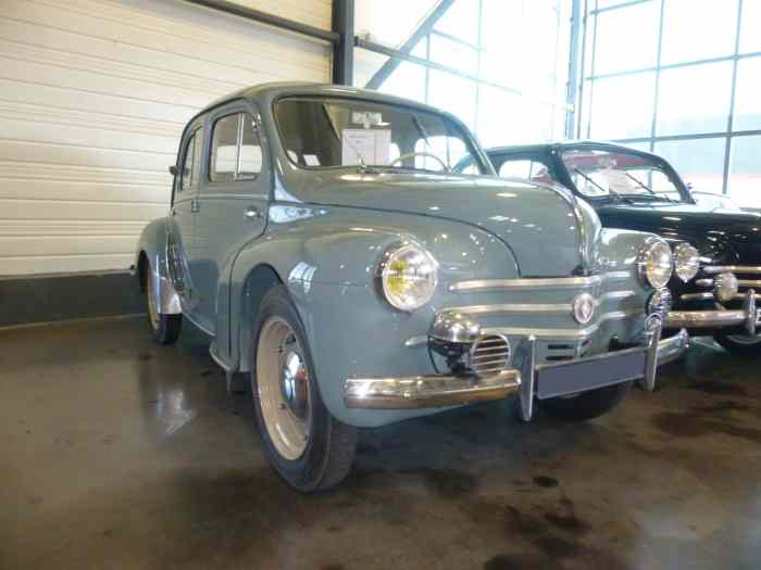 Renault 4CV 0