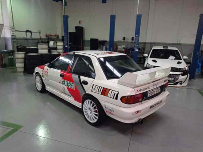 Mitsubishi Lancer Evo III 5