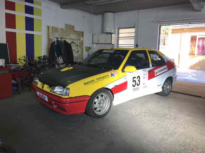 R19 rallye Groupe A 3