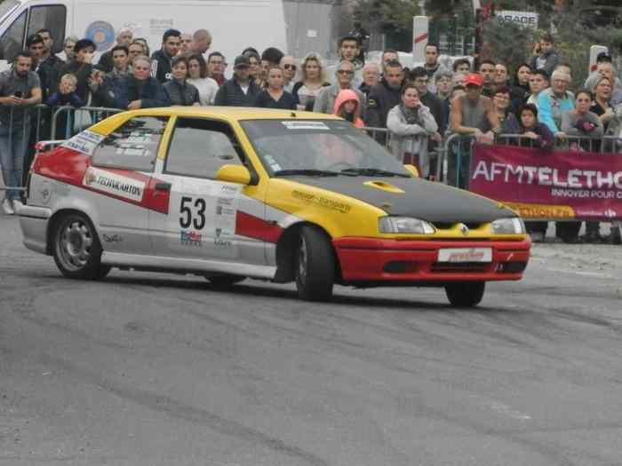 R19 rallye Groupe A 1