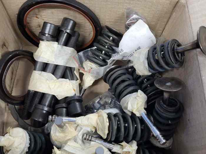 diverses pieces moteur clio gr a 3