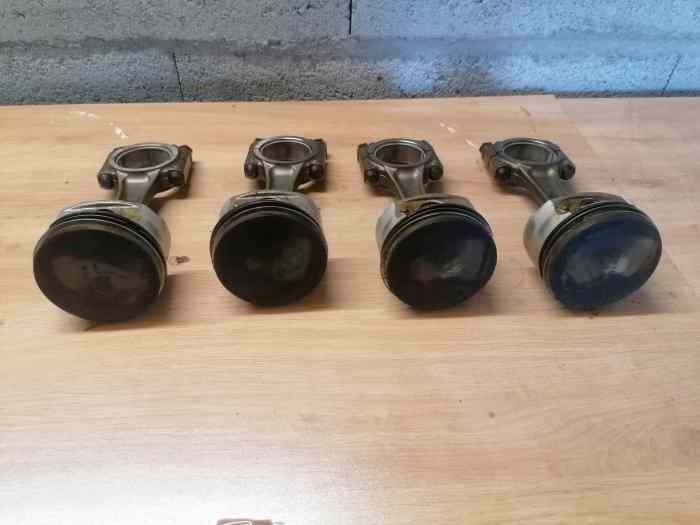 Pistons bielles TU5JP4 1