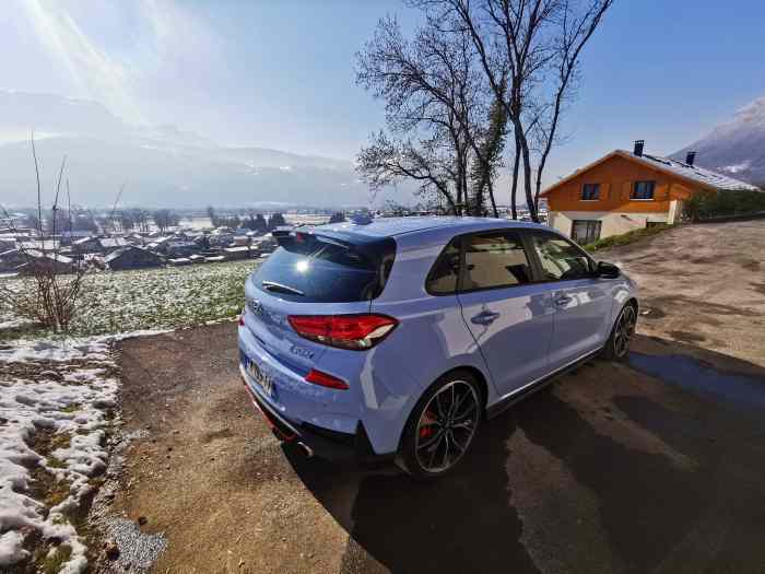 Hyundai i30N blue performance 4