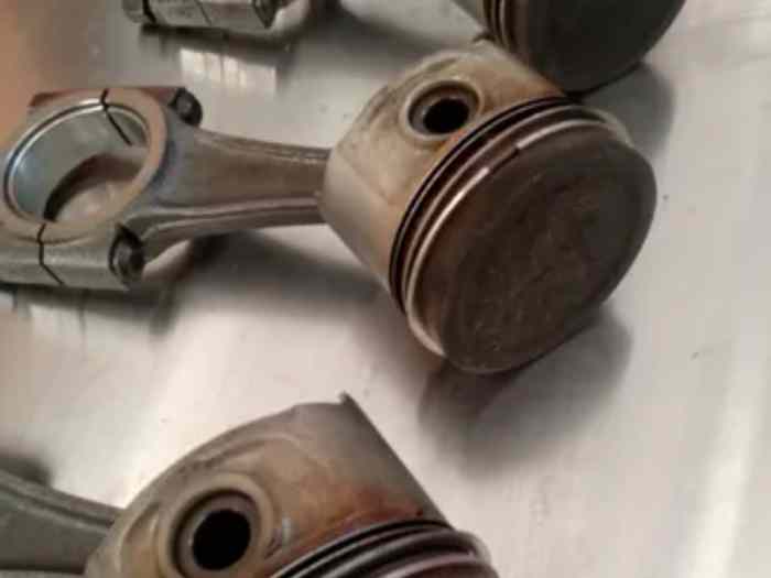 Bielles pistons origine Peugeot 205, 104, samba 2