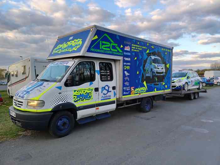 camion assistance RENAULT MASCOTT tout équipé 0