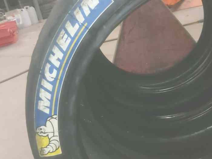 Pneus michelin 01 en 18 1