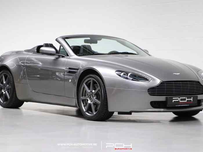 ASTON MARTIN V8 Vantage Roadster 4.3i ...