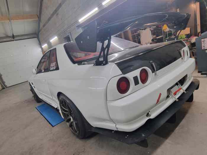 Nissan Skyline R32 GTR 4