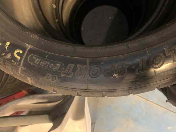 Pneus MICHELIN Pilot Sport P2L 1