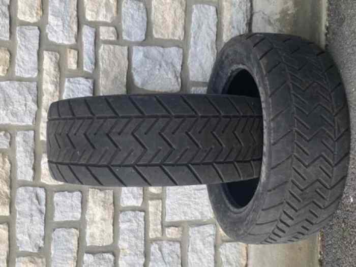 Pneus MICHELIN 20/61-16 2